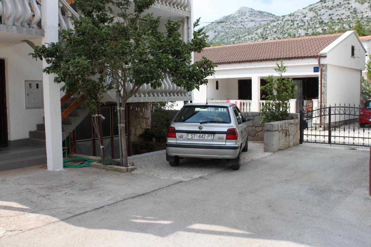 Apartments With A Parking Space Starigrad, Paklenica - 6618 エクステリア 写真