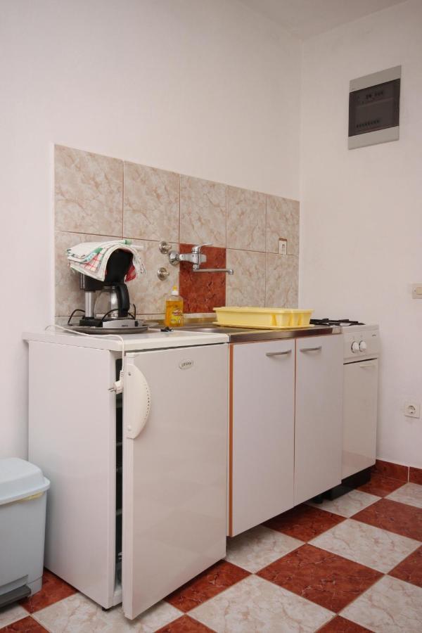 Apartments With A Parking Space Starigrad, Paklenica - 6618 エクステリア 写真